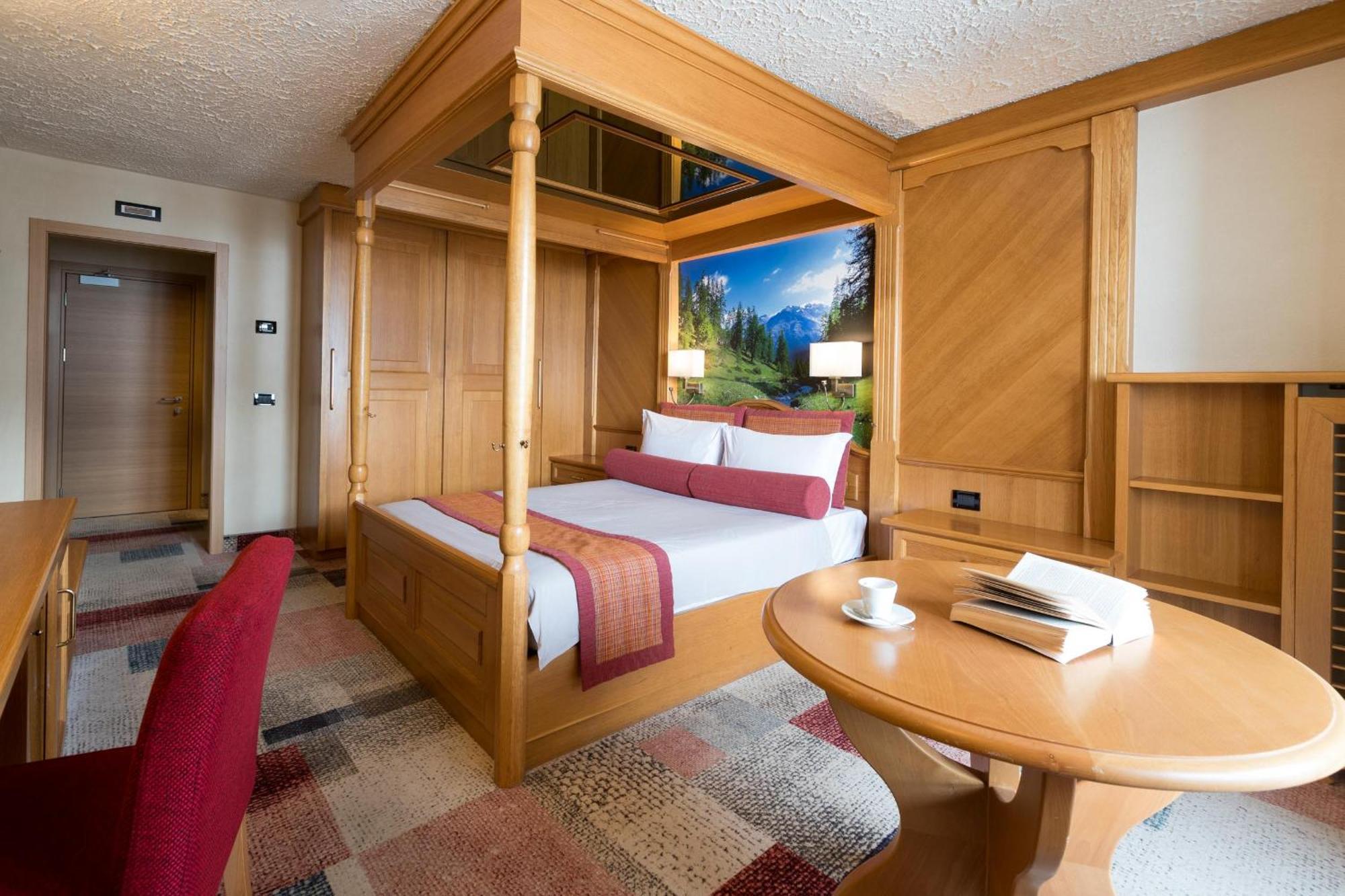 Hotel Intermonti Livigno Kültér fotó