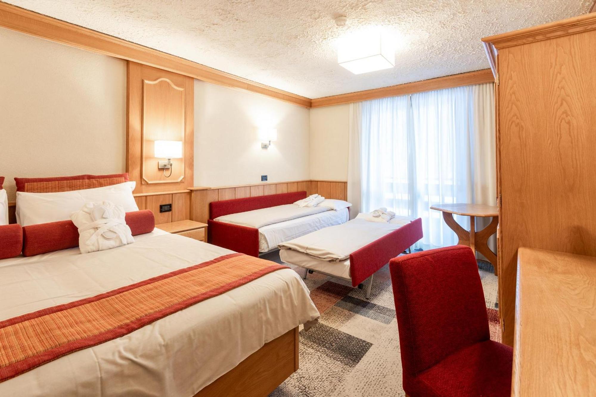 Hotel Intermonti Livigno Kültér fotó