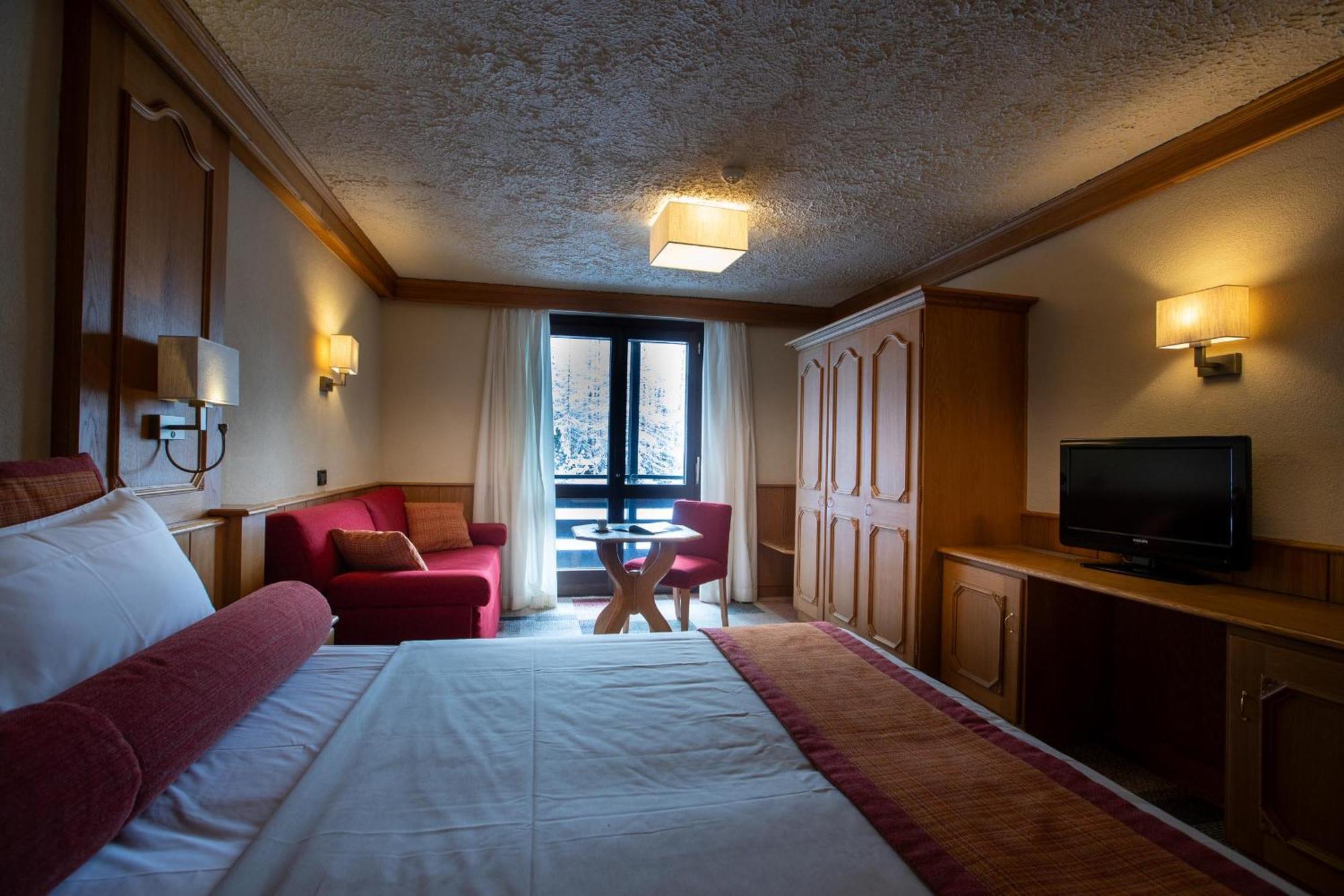 Hotel Intermonti Livigno Kültér fotó