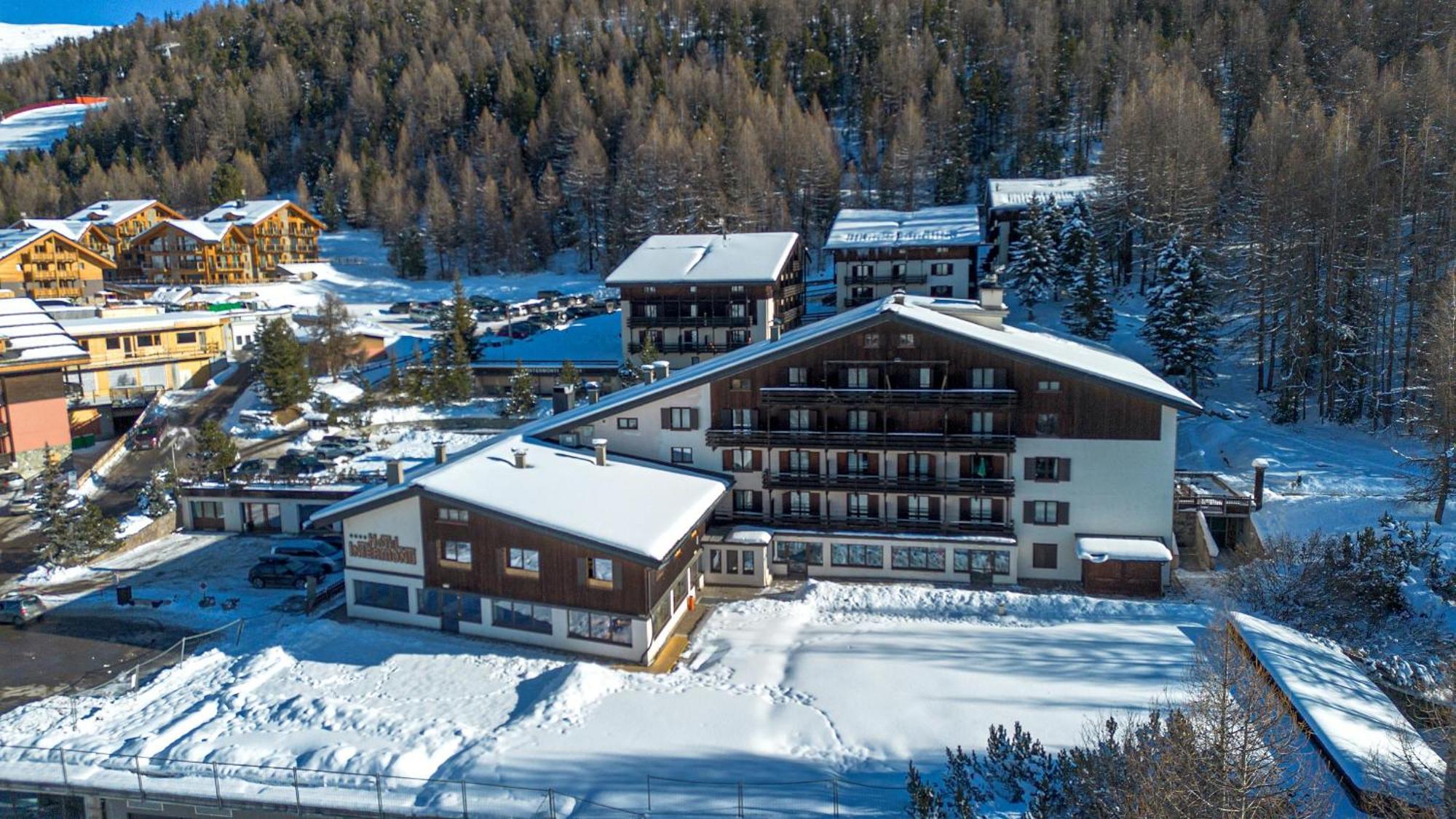 Hotel Intermonti Livigno Kültér fotó