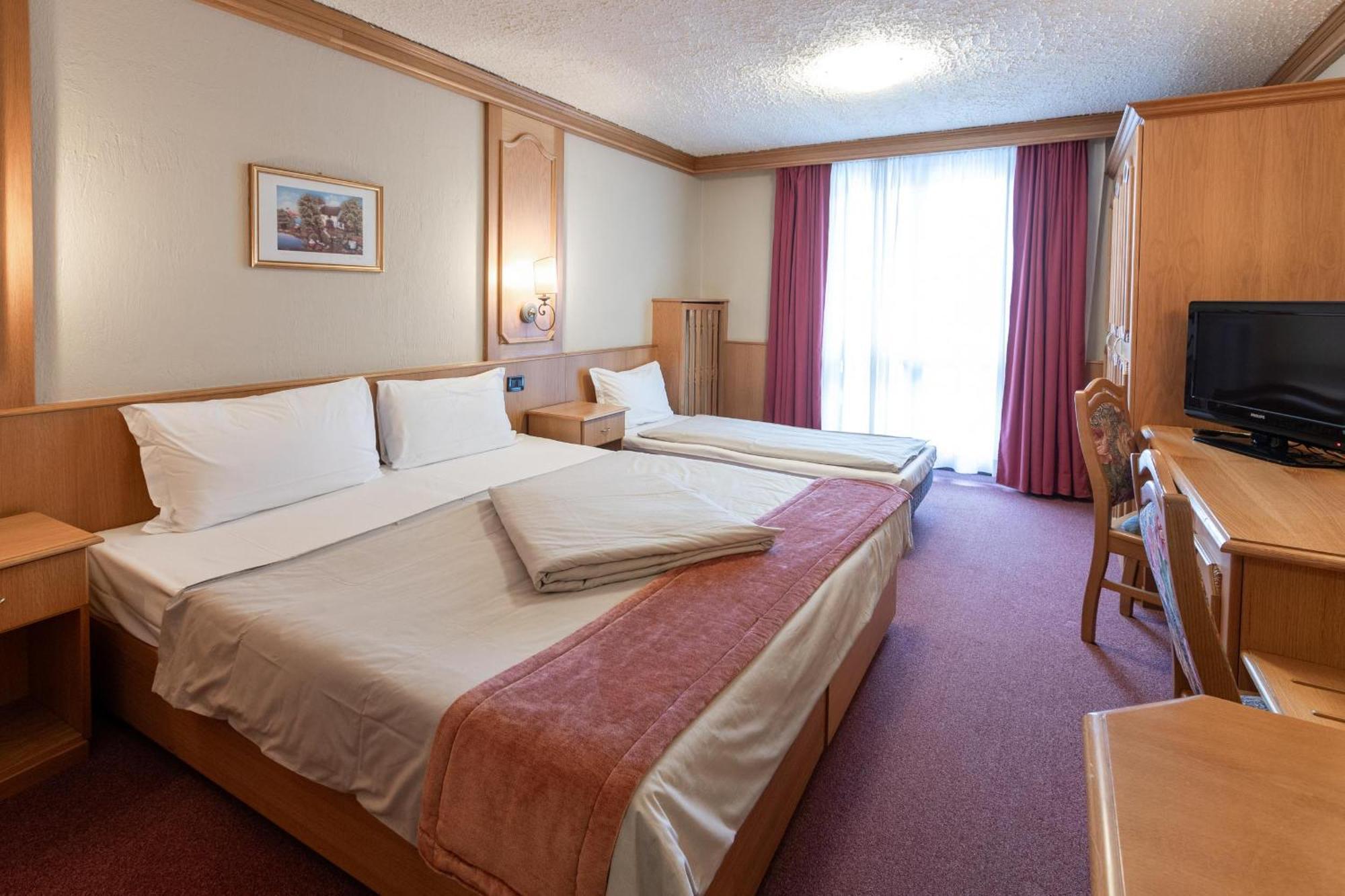 Hotel Intermonti Livigno Szoba fotó